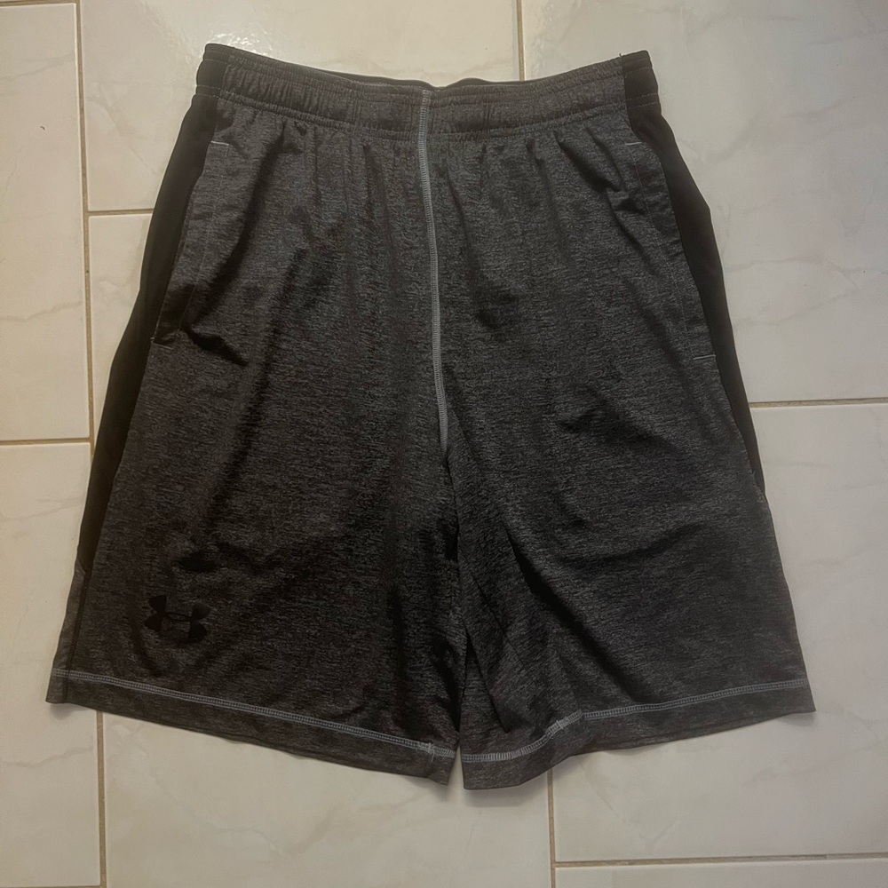 Under Armour Men's Charcoal and Black Heatgear Loose Fit Athletic Shorts